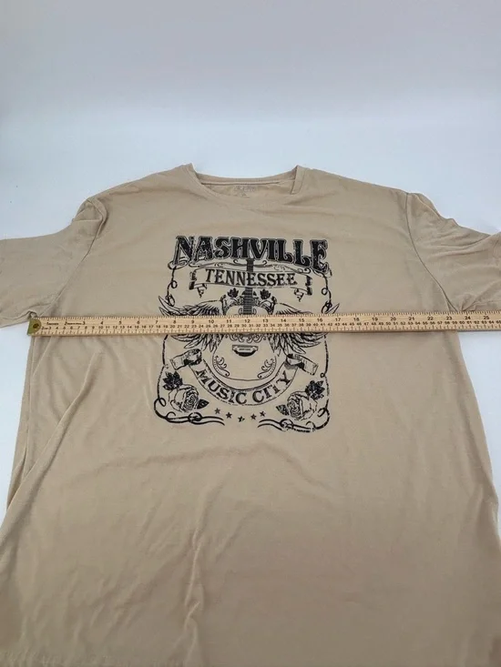 Nashville TN Music City T-Shirt XL Tan Distressed Guitar Graphic Country Western - Picture 5 of 7